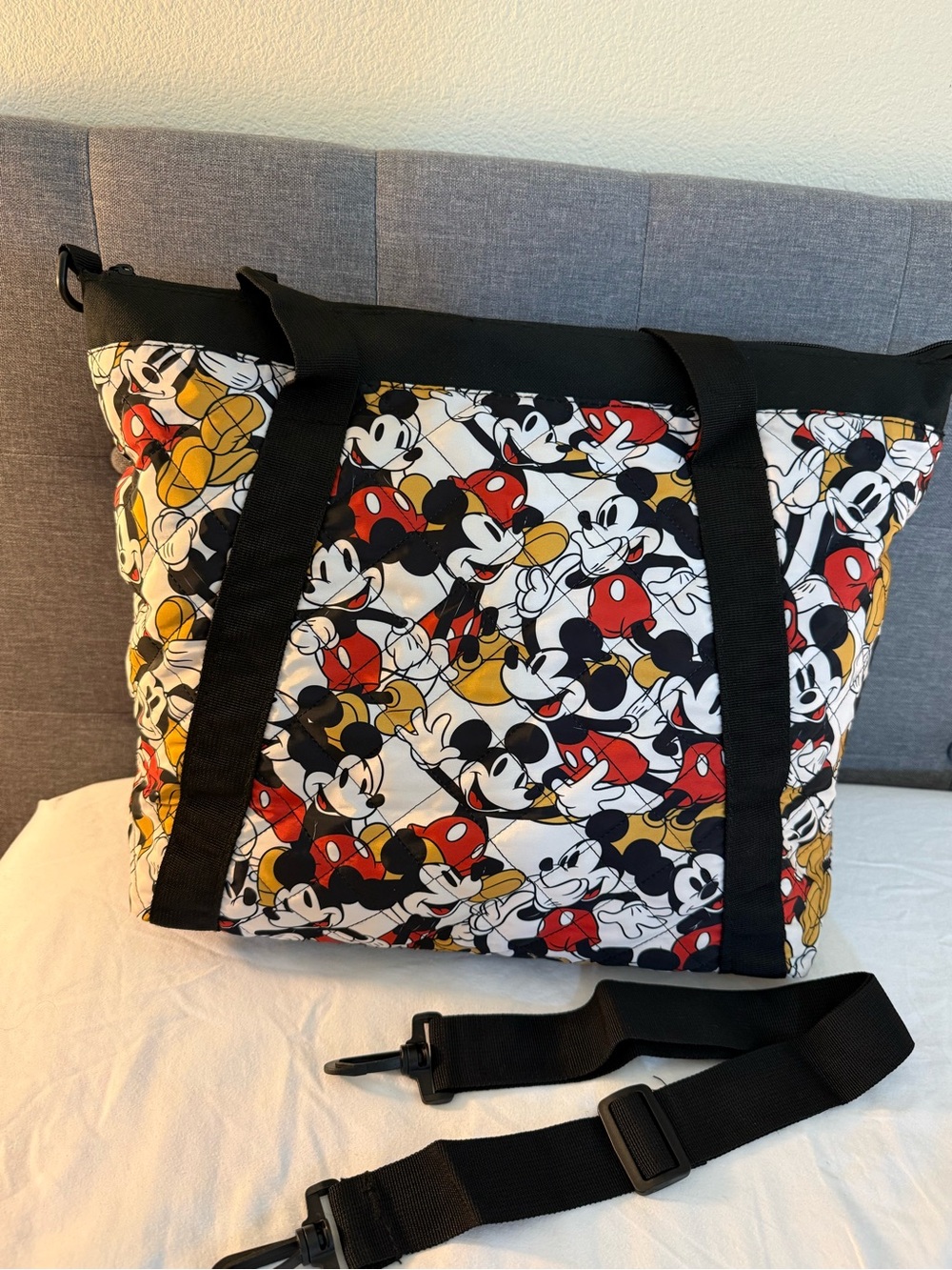 Disney Quilted Mickey Mouse Tote Bag - Picture 4 of 9